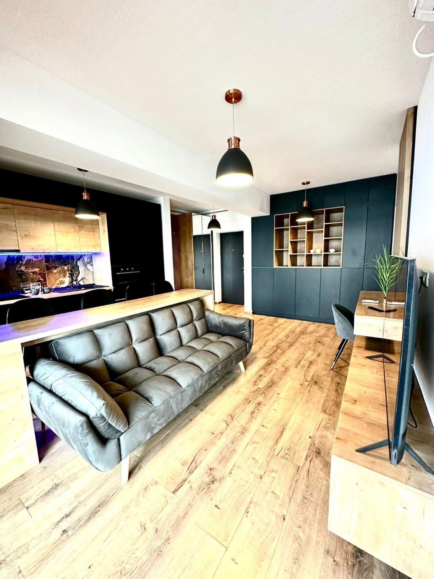 Apartment Maieru Q